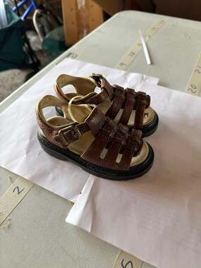 Tommy Hilfiger Toddler Brown Leather Fisherman Sandals Size 6M